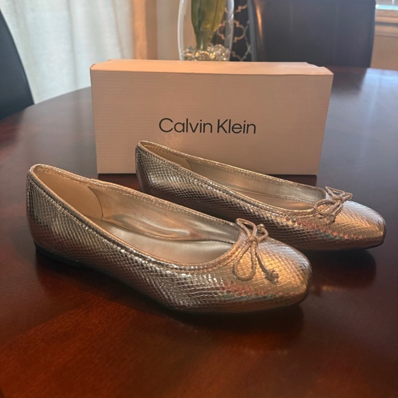New * Ballet Flat (Women) Calvin Klein. * Size 7 - Picture 3 of 6